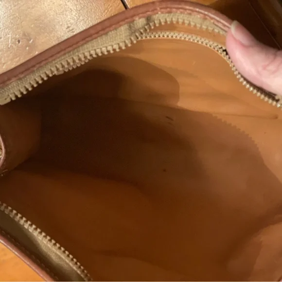 Celine leather shoulder bag and matching wallet EUC. get Both - Picture 15 of 15